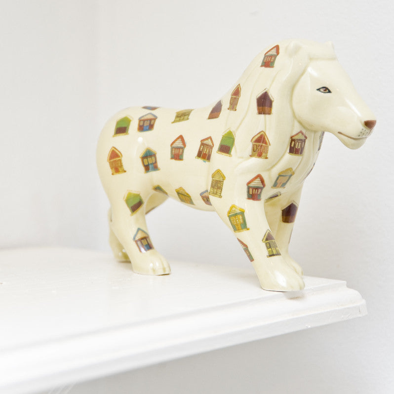 Lion: Hutty